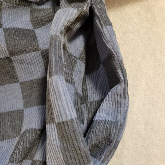 Le Lis Collection Checker Corduroy Shacket - Picture 6 of 11